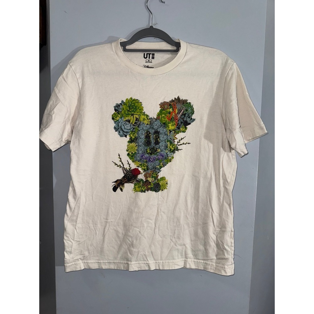 Disney and Uniqlo‎ Magic for all ivory  Mickey Mouse floral design size medium.